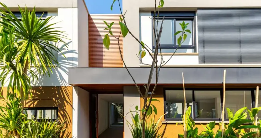 Casa no condomínio CONDOMÍNIO VENEZIA para venda com 4 quartos, sendo 4 suítes, 367m²