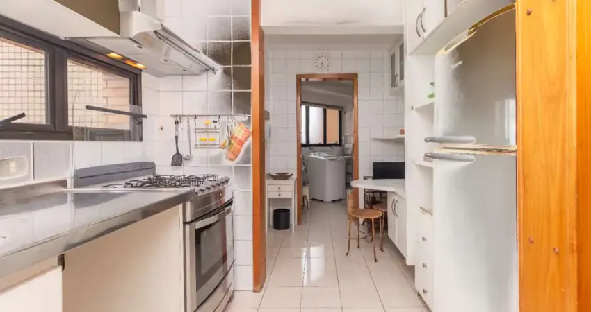 Agradável apartamento tipo para locação em campo belo com 3 quartos, sendo 1 suíte, 143m²