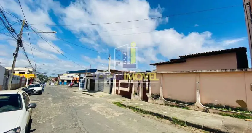 Casa à venda, com 408M² de terreno na área comercial do bairro Alto Maron, Vitória da Conquista, BA