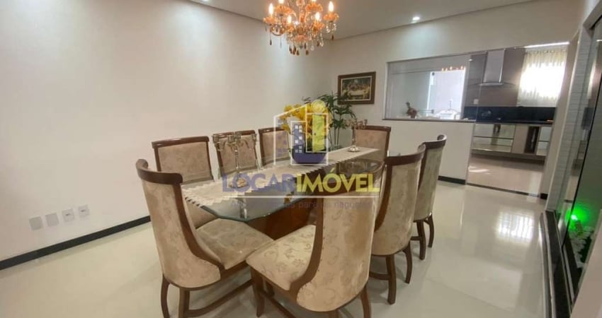 Apartamento térreo à venda, com 4 quartos sendo 2 suítes, com excelente acabamento, garagem para 4