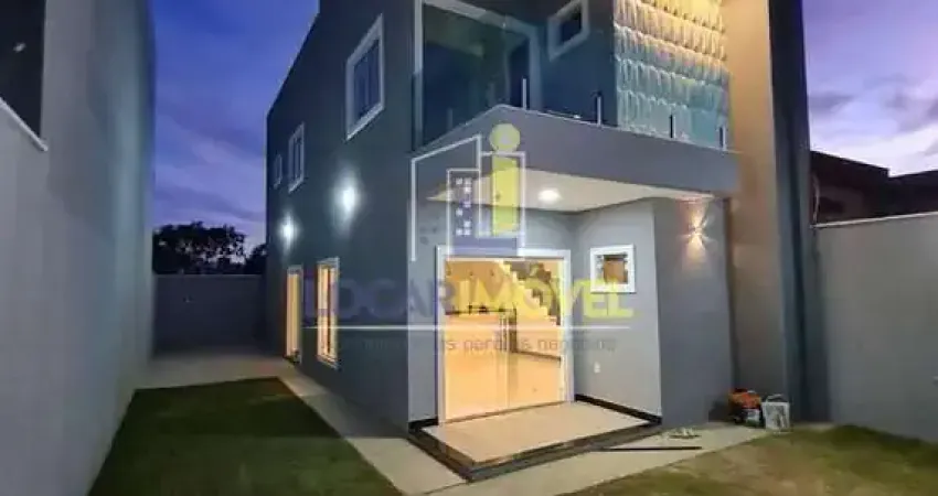Casa duplex  3 suítes  sendo 1 com closet e outra com varanda + vaga de garagem para 4 carros com 1
