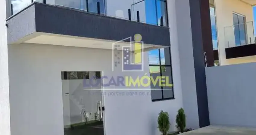 Casa duplex com 3 quartos sendo 3 suítes para Locação, energia, internet e monitoramento inclusos,