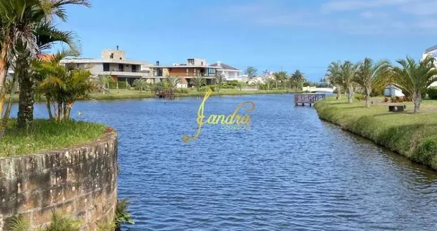 Casa em condominio em itapeva - torres com 04 suites nova semi mobiliada