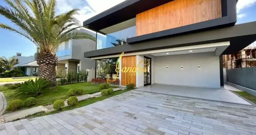 Sobrado em condomínio fechado com 04 suites mobiliada e decorada