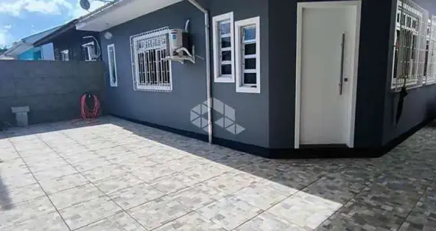 Casa com 2 quartos à venda na Rua Viana Castelo, 1, Forquilhas, São José