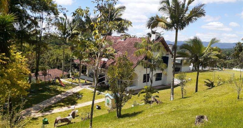 Chácara / sítio com 4 quartos à venda na Estrada dos Índios, 8980, Chácaras Copaco, Arujá
