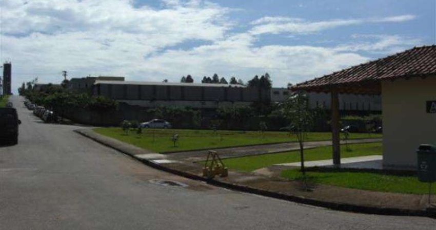 Terreno à venda na Avenida Osaka, 90, Centro Industrial de Arujá, Arujá