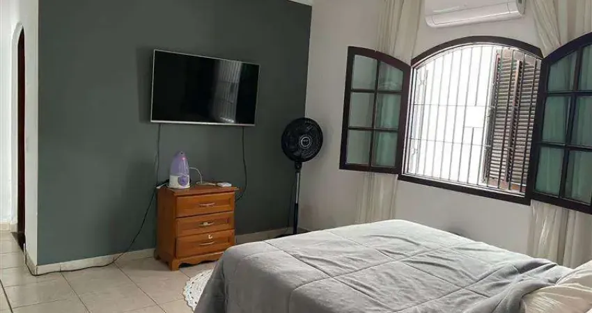 Casa com 3 quartos à venda na Rua Urias Pithon Barreto, 295, Chácara São José, Arujá