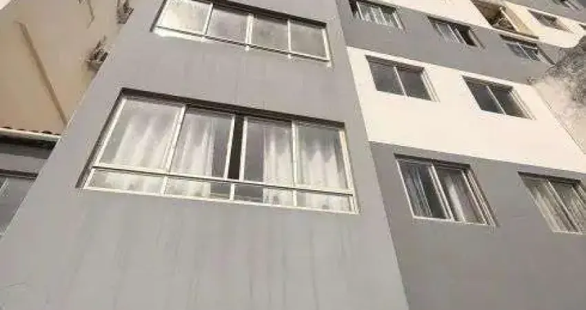 Excelente apartamento 2/4 vista mar no costa azul, predio de escada