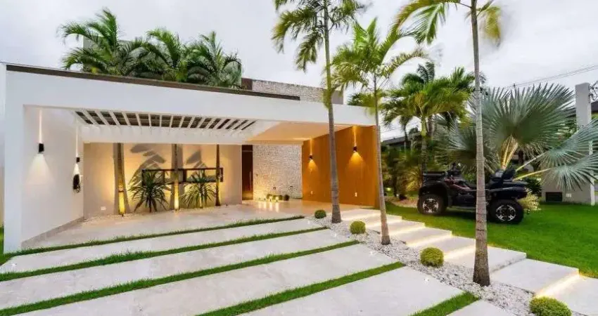 Alphaville litoral norte 4 suíte, finamente decorada, energia solar.