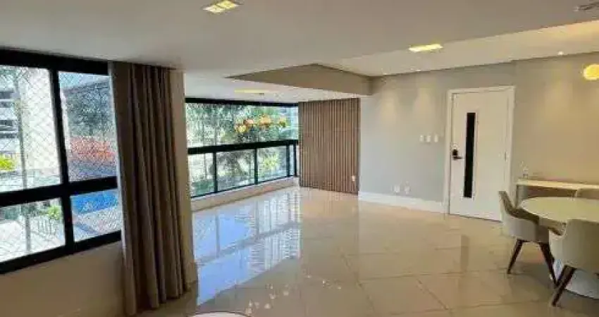 Lindo apartamento graca 2/4 com suíte, reformado, andar baixo 105m2.