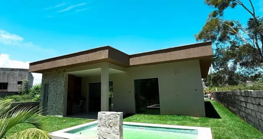 Casa terrea condominio fechado abrantes, 3/4 c 2 suítes, piscina privativa.