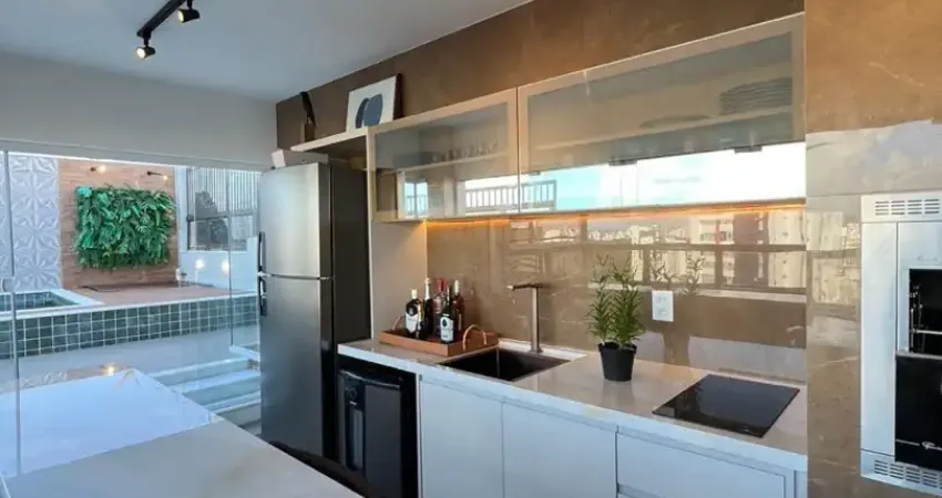 Cobertura duplex 3/4 sendo 2 suítes, piscina e espaço gourmet privativo