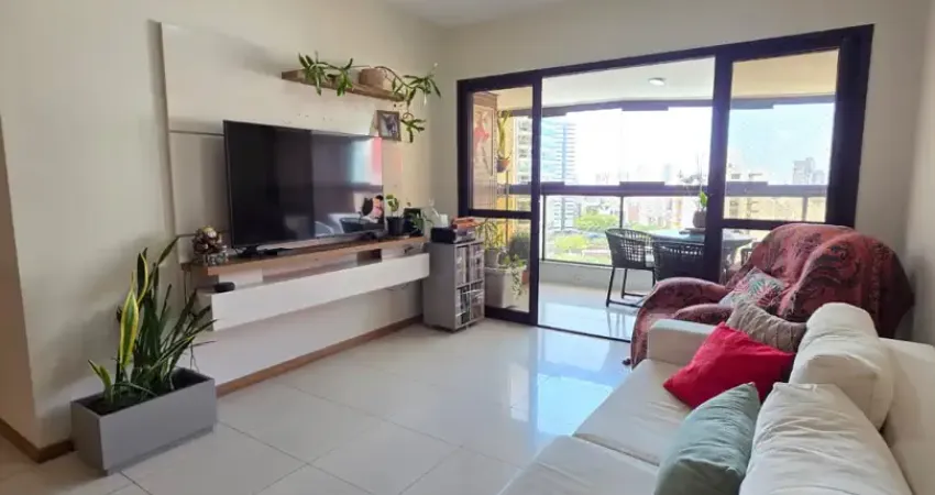 Loteamento aquarius 3 suítes c gabinete, nascente e dependencia completa.