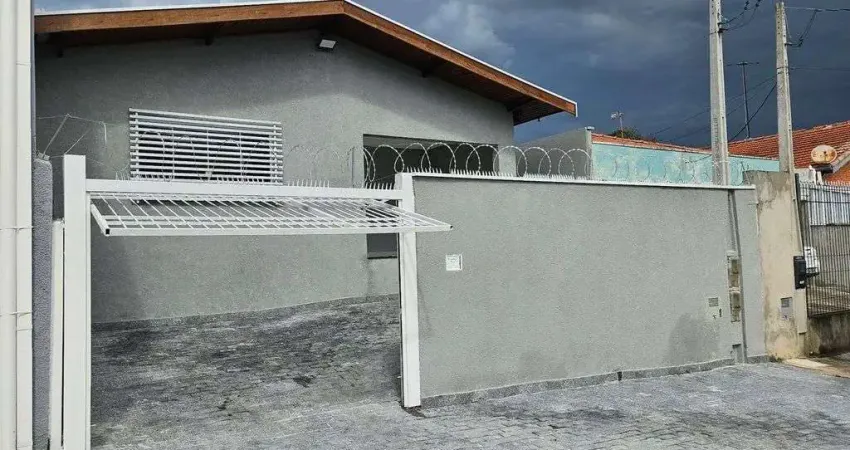 Oportunidade: Casa para Renda com 2 Aluguéis no Fazendinha