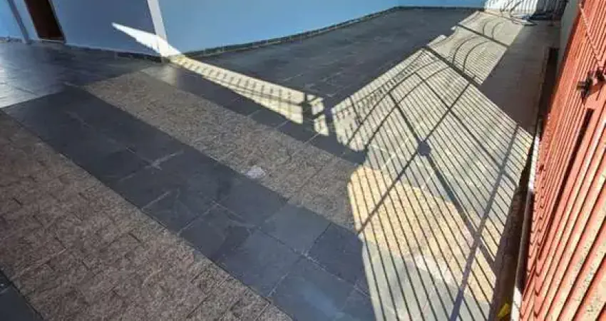 Parque Santa Bárbara: Casa com Edícula, Lazer e Flexibilidade de Pagamento!