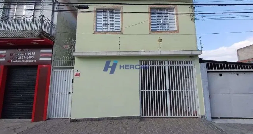Casa com 3 quartos para alugar na Rua Sebastião de Freitas, Vila Constança, São Paulo
