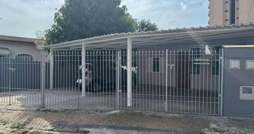 Casa com 3 dormitórios à venda, 228 m² por R$ 800.000,00 - Vila Clayton - Valinhos/SP