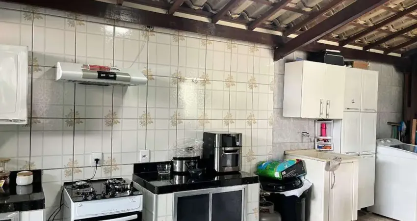 Casa em condomínio fechado com 2 quartos à venda no Tropical, Contagem 
