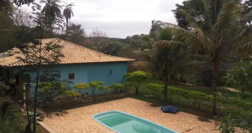 Chácara / sítio com 3 quartos à venda no Condomínio Estância San Remo, Contagem 