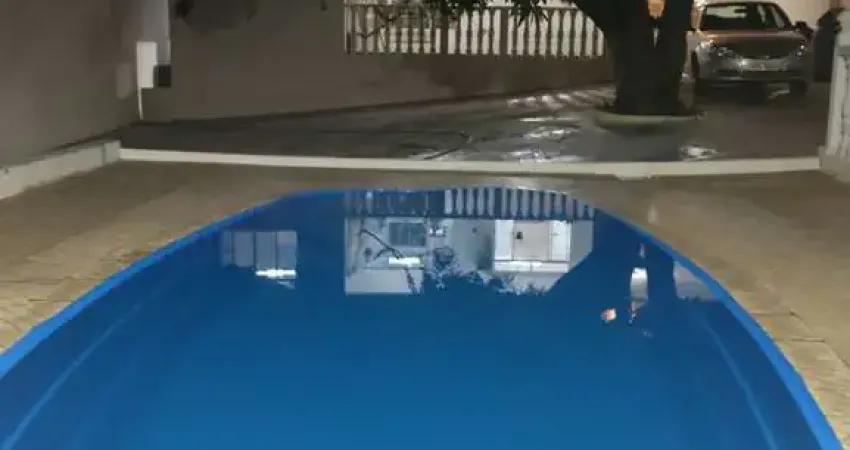 Casa com 3 quartos à venda no Santa Helena, Contagem 