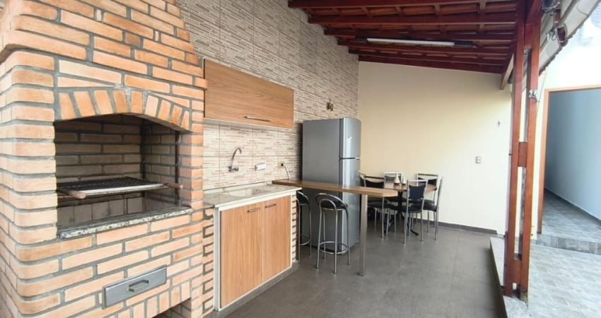 Casa com 3 Dorms, 4 Banheiros e Churrasqueira no Ipiranga - Próxima ao Metrô