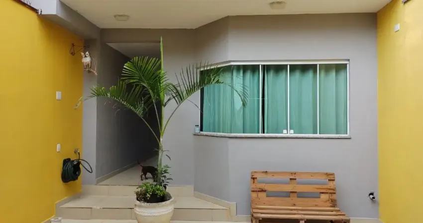 Casa Sobrado Completa na Penha - 3 Dorms, 4 Banheiros, 4 Vagas, Churrasqueira, Sótão