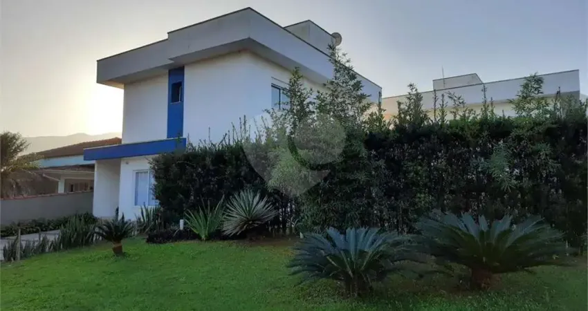 Casa em condomínio fechado com 4 quartos à venda na Guarajuba, Morada Praia, Bertioga