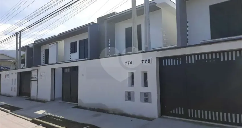 Casa com 2 quartos à venda na Oswaldo Cruz, Centro, Bertioga