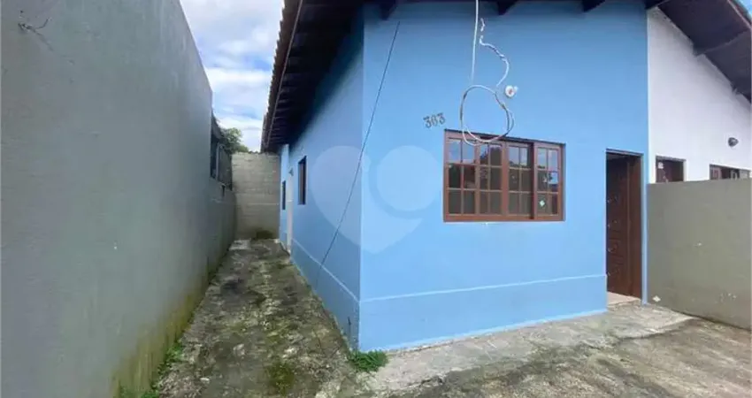 Casa com 1 quarto à venda na Hum, Jardim Albatroz, Bertioga