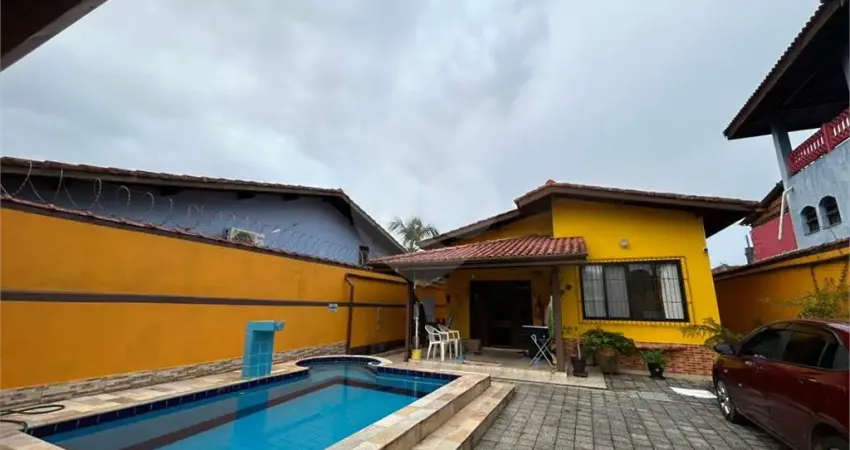 Casa com 3 quartos à venda na Aprovada 097, Jardim Rio da Praia, Bertioga