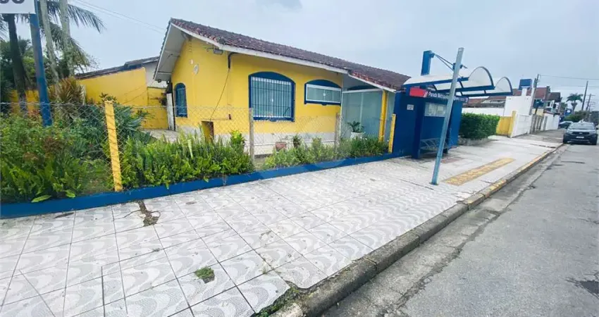 Casa com 3 quartos à venda na Rua Rafael Costabile, Centro, Bertioga