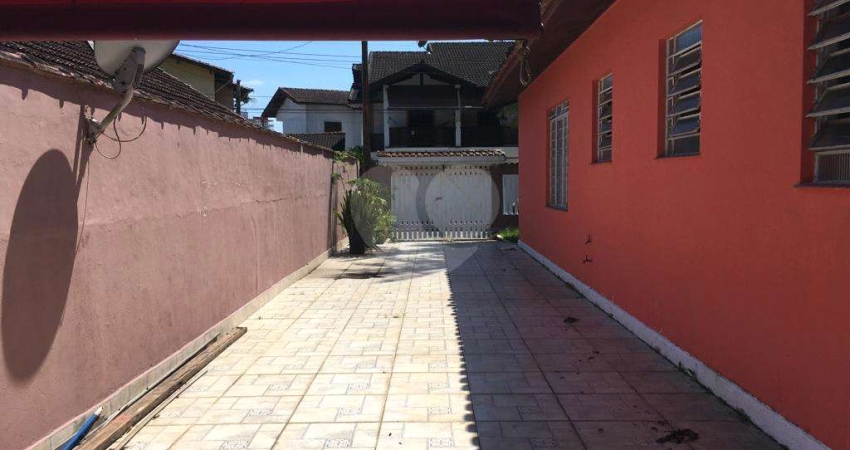 Casa com 3 quartos à venda em Centro - SP
