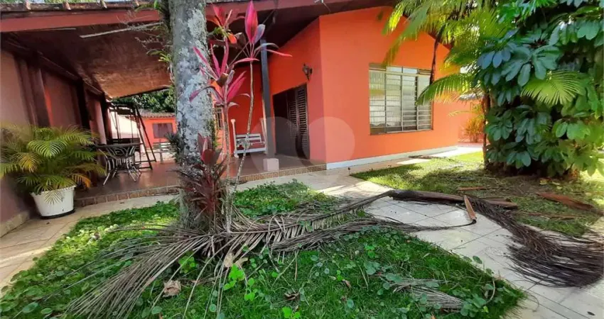 Casa com 3 quartos à venda no Centro, Bertioga