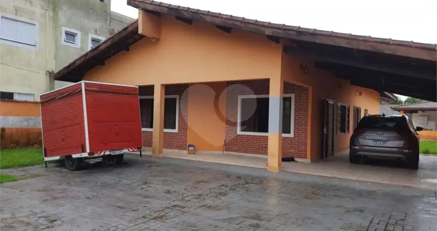 Casa com 3 quartos à venda no São Lourenço, Bertioga 