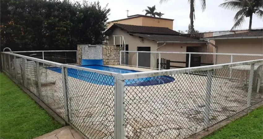 Casa com 1 quarto à venda no Maitinga, Bertioga 