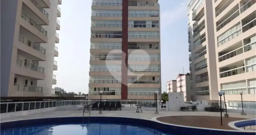 Apartamento com 2 quartos à venda ou para locação em Centro - SP