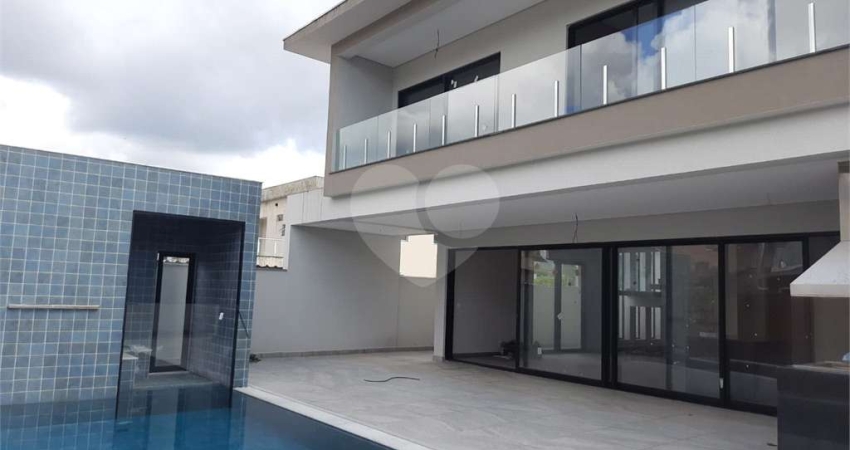 Condomínio com 4 quartos à venda em Maitinga - SP
