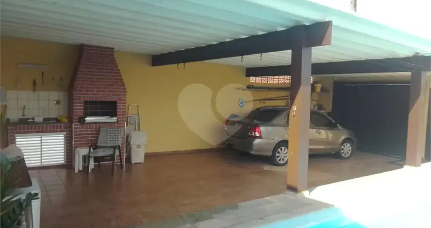 Casa com 3 quartos à venda na Vista Linda, Bertioga 