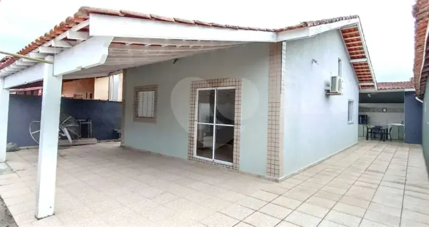 Casa com 2 quartos à venda na Capitão Moraes, Centro, Bertioga