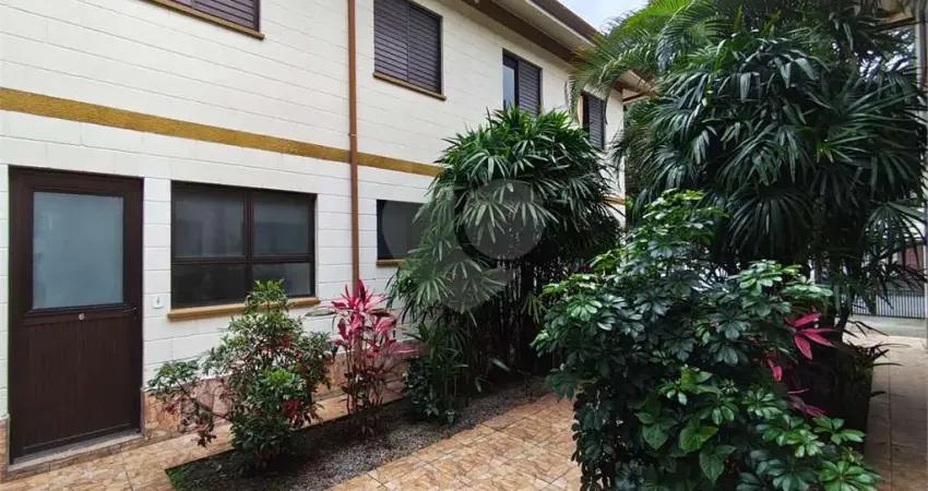 Casa em condomínio fechado com 2 quartos à venda no Centro, Bertioga