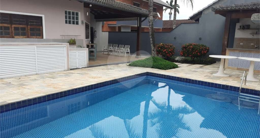 Terreno em condomínio fechado à venda no Maitinga, Bertioga 