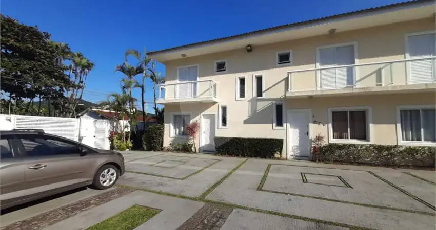 Terreno em condomínio fechado à venda no Centro, Bertioga 