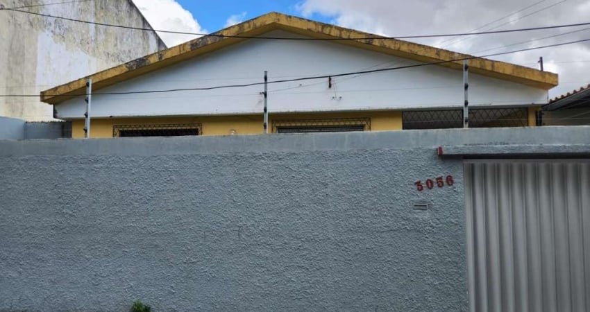 Casa para Venda em Fortaleza, Joaquim Távora, 3 dormitórios, 2 banheiros, 3 vagas