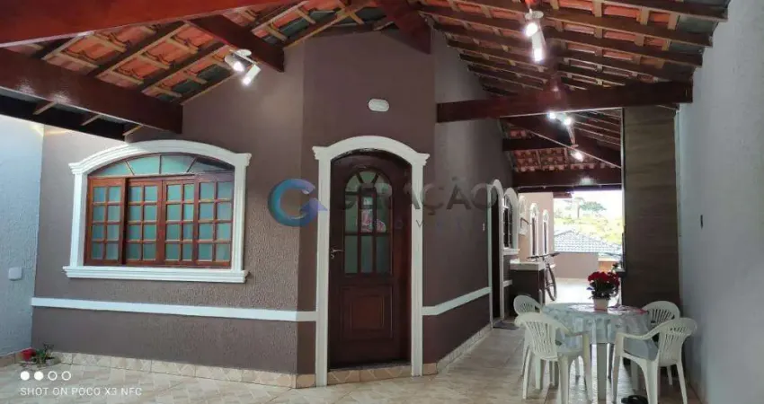 Casa 03 dorm. 130m² de área construída e 175m² de terreno - villa branca | jacareí