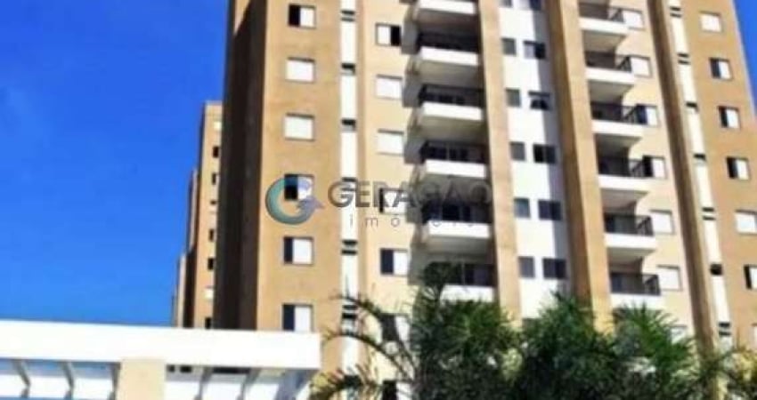 Apartamento de 03 Dorm. e 01 Suíte - 80,00m² em Jacareí