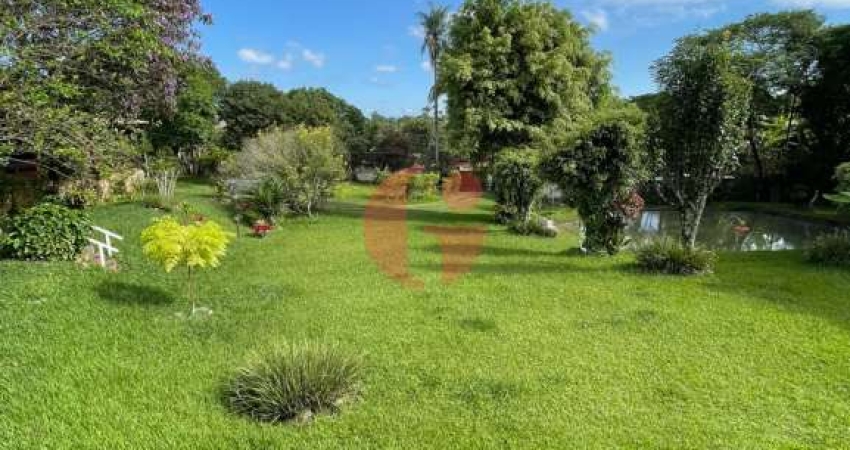 Chácara para venda com 3 casas e 5.000m² - Fazenda Bom Retiro