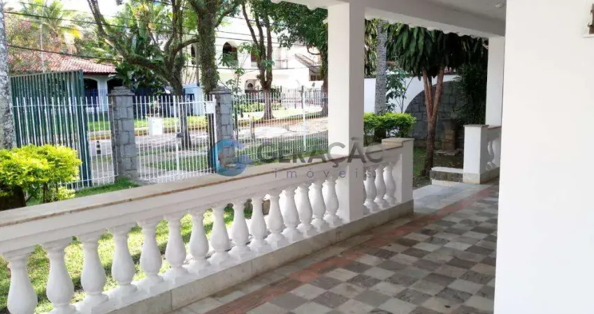 Casa comercial para venda e locação com 4 quartos sendo 2 suítes- 480 m² de área construída - jardim apolo