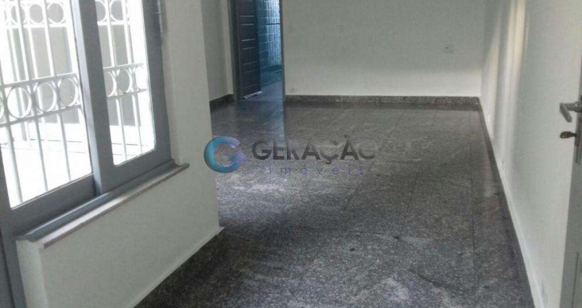Casa comercial para alugar na Praça Cônego João Marcondes Guimarães, 0, 86, Centro, São José dos Campos