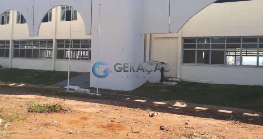 Galpão Comercial - Marginal Frente para Dutra